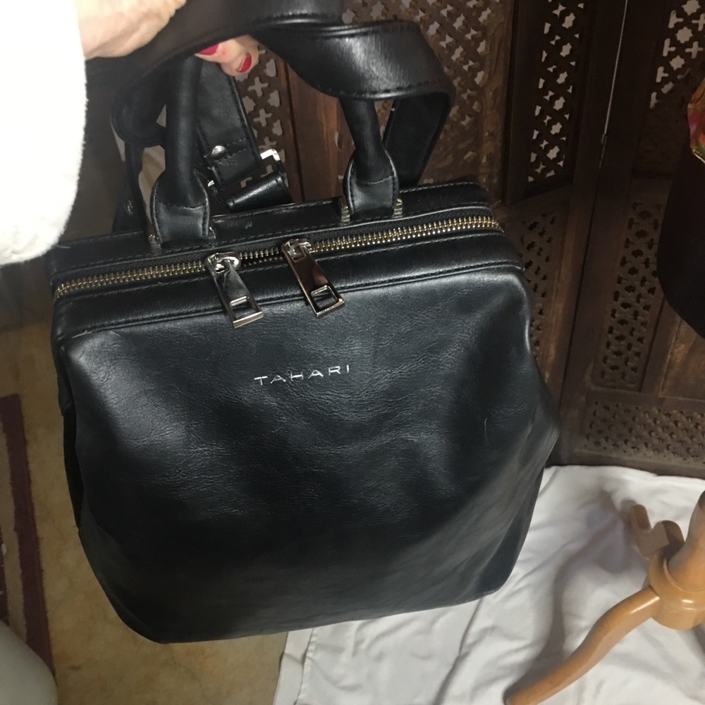 Tahari backpack - Picture 5 of 8